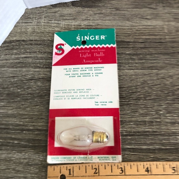 Vtg NOS Singer Sewing Machine Light Bulb - Picture 7 of 8